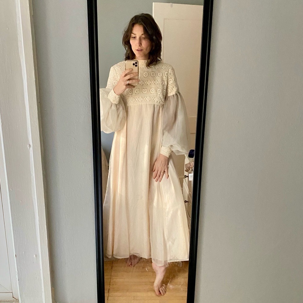 Vintage boho ILGWU wedding dress